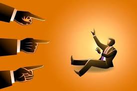 گذر از چه باید کَردها …..