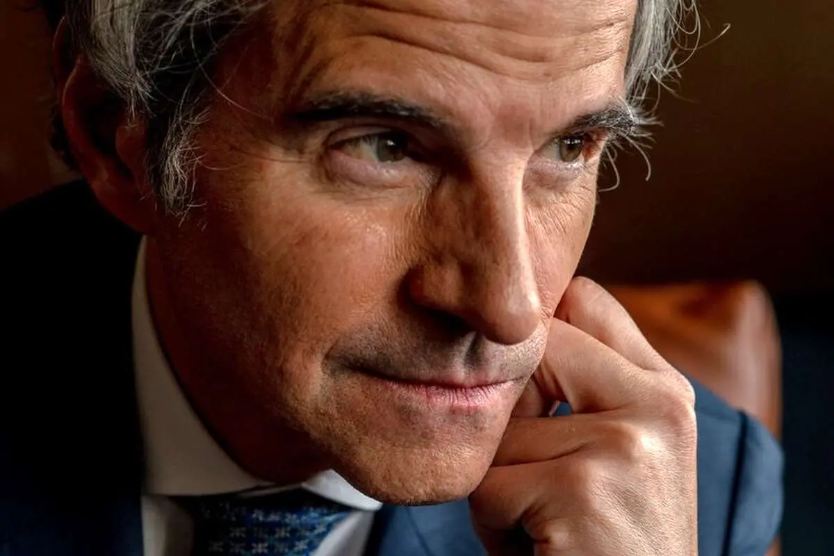 گروسی: در تماس مستمر با عراقچی هستم