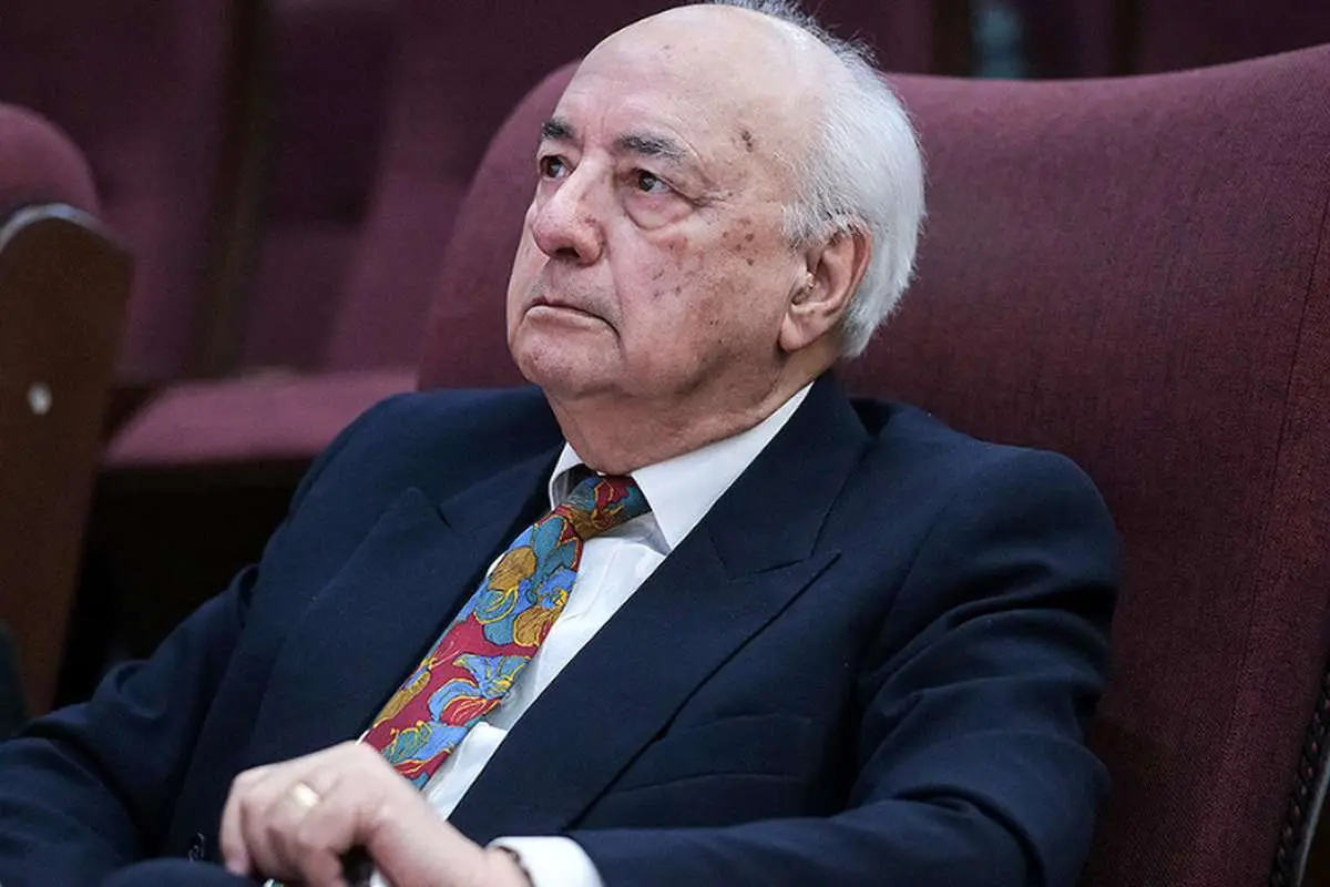 سکوت در سیاست خارجی یعنی واگذاری زمین به حریف