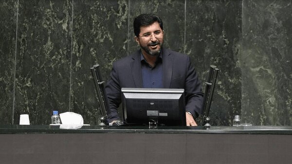 سفر مسئولان زیر یک میلیارد تومانی نداریم | هزینه سفر خانوادگی مسئولان از جیب مردم نباید پرداخت شود